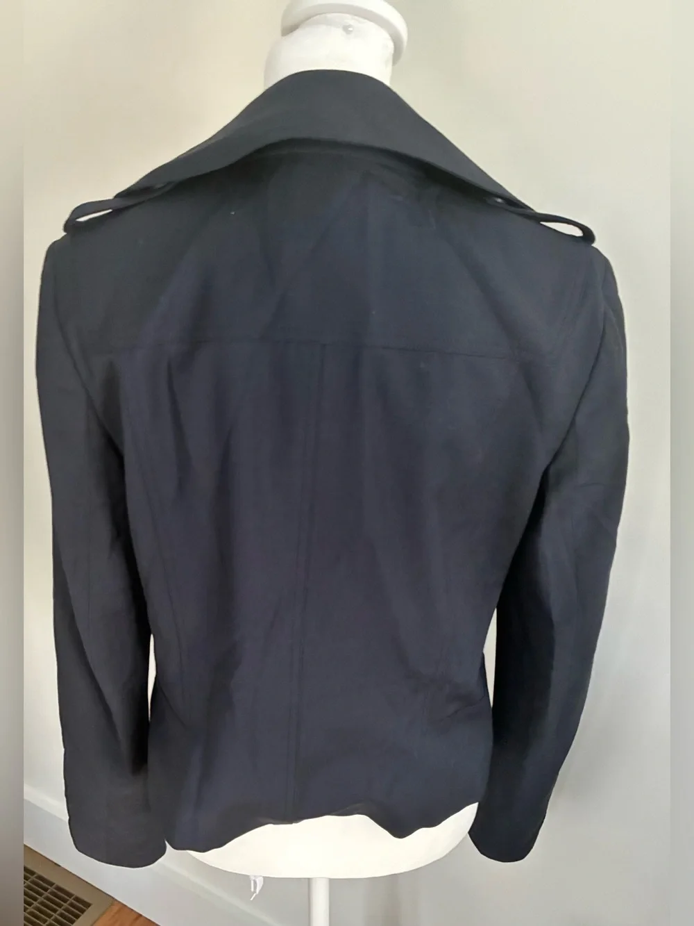 Bill Blass New York Classic Black Single-Breasted blazer. Women size 2 - Picture 5 of 7